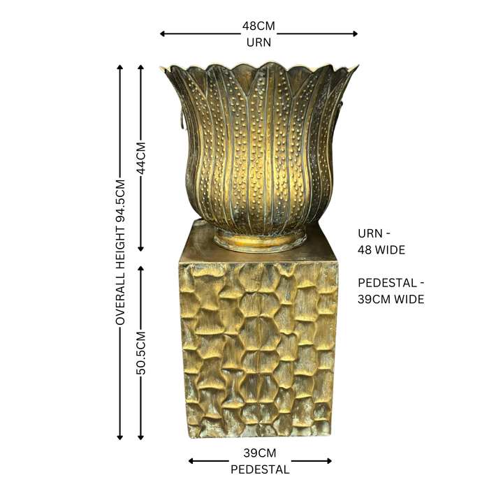 urn & Pedestal - Catania & Turin
