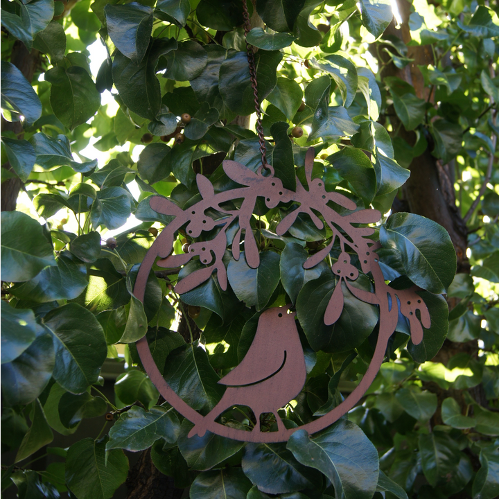 Hanging Circle with Bird Head Up