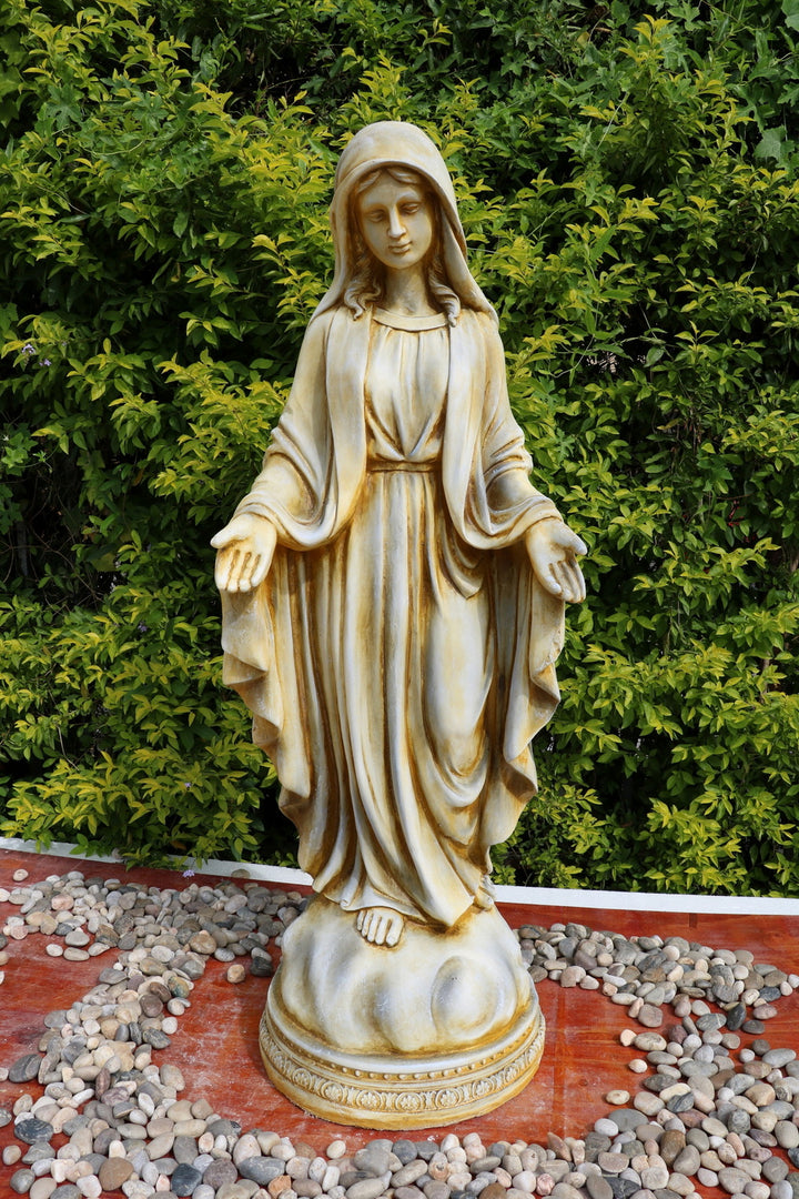 Statue Our Lady of Grace