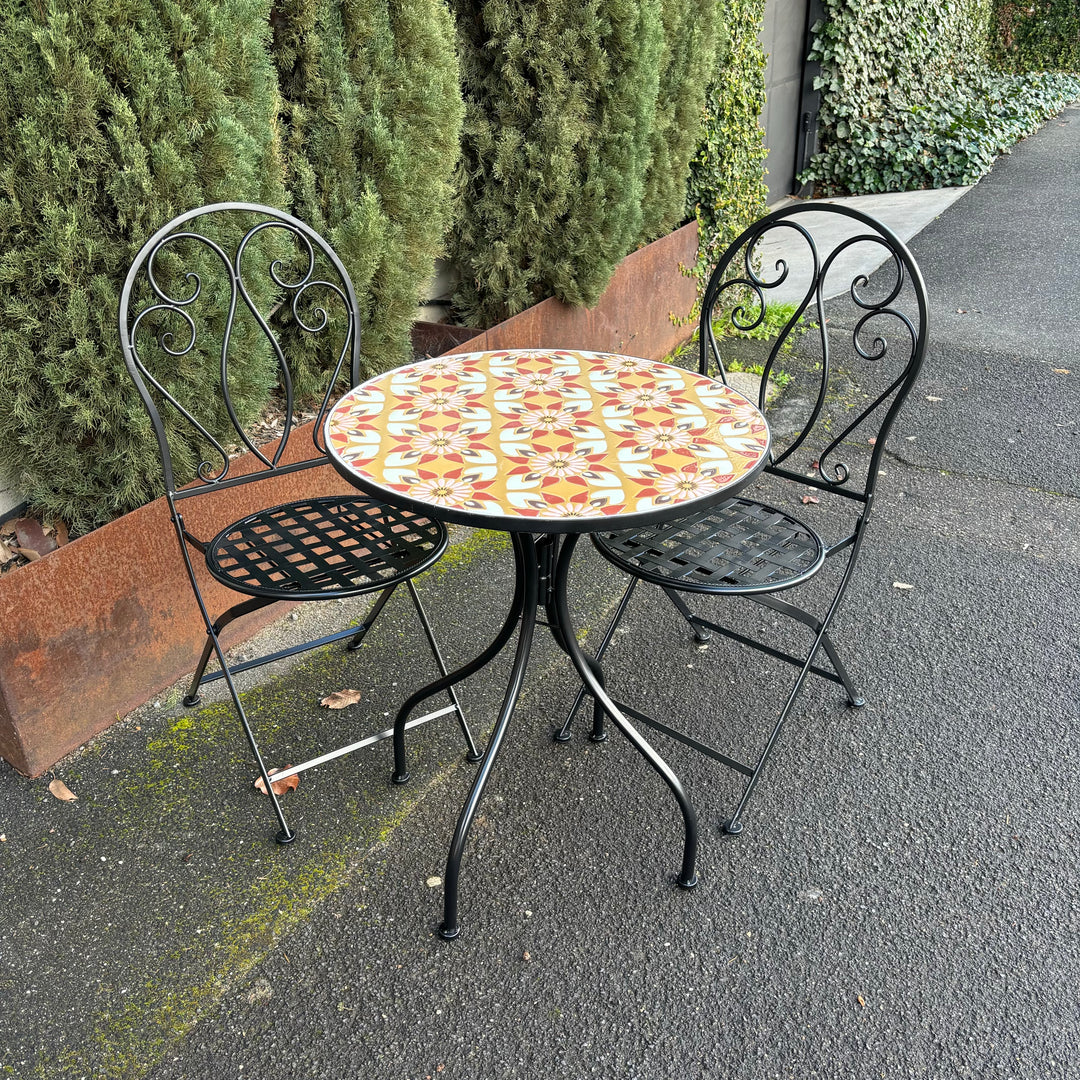 Patio Setting - Mosaic Nola