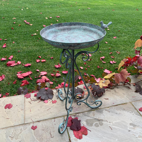 Bird Bath on Stand Green