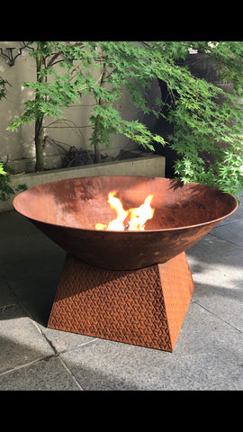 Fire Bowl Fire Pit w Base Weave