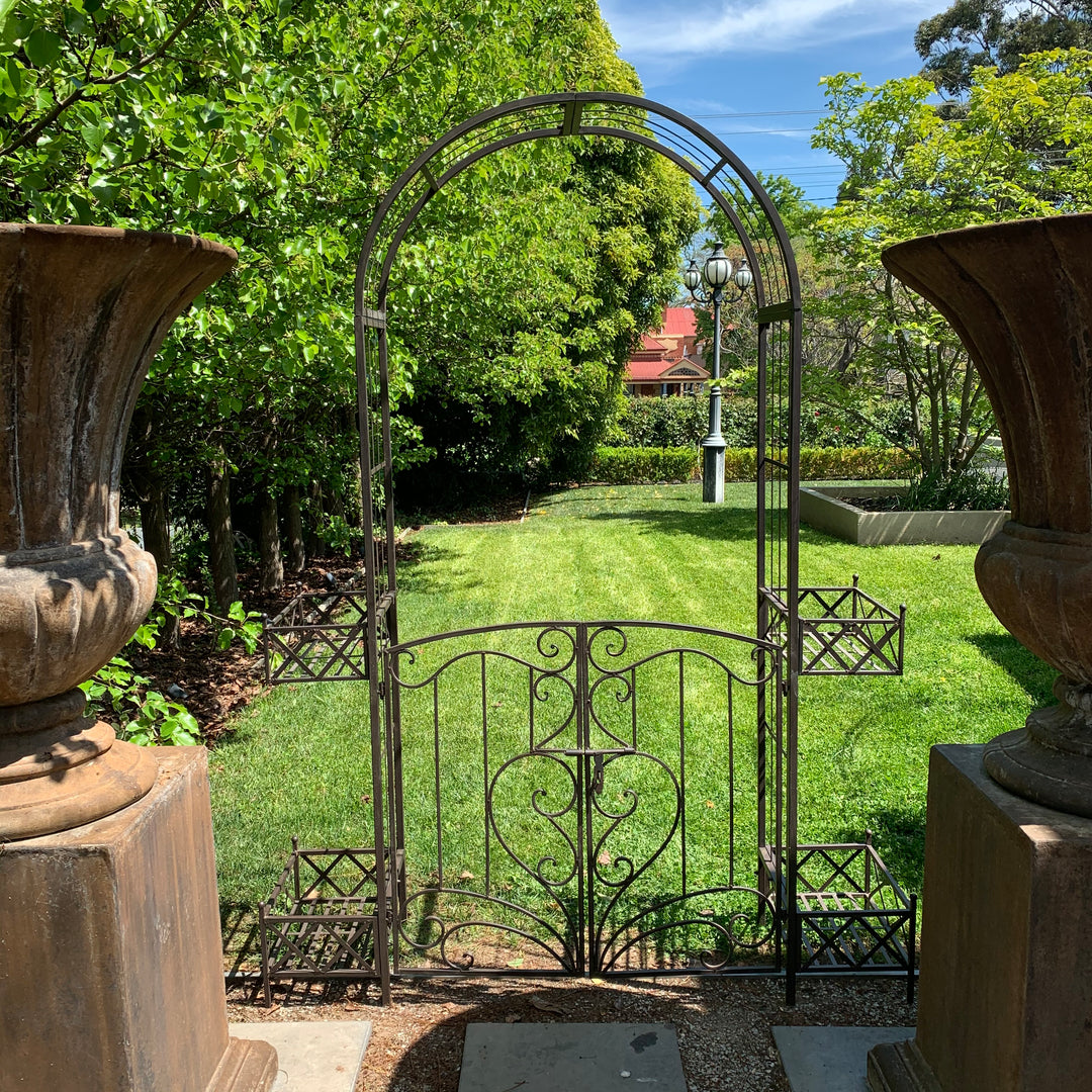 Garden Arch w/ Gate - Planters